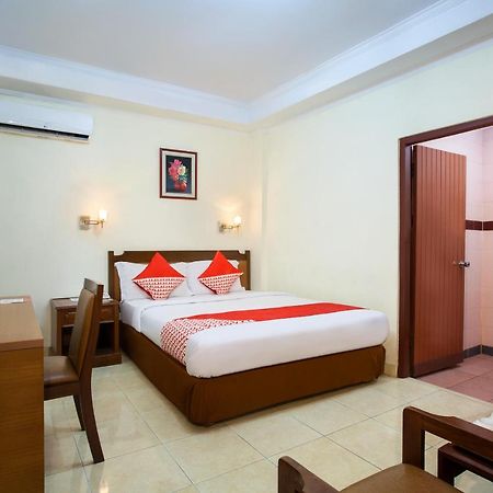 Oyo 108 Hotel Surya Jakarta Eksteriør bilde