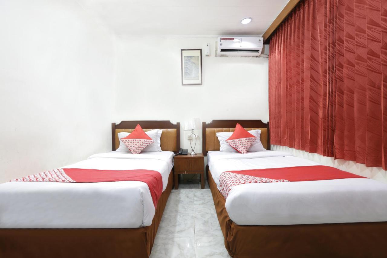 Oyo 108 Hotel Surya Jakarta Eksteriør bilde