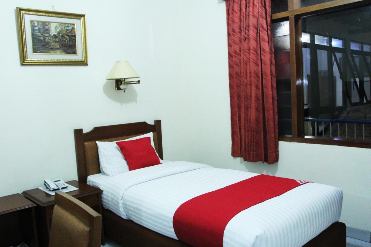 Oyo 108 Hotel Surya Jakarta Eksteriør bilde