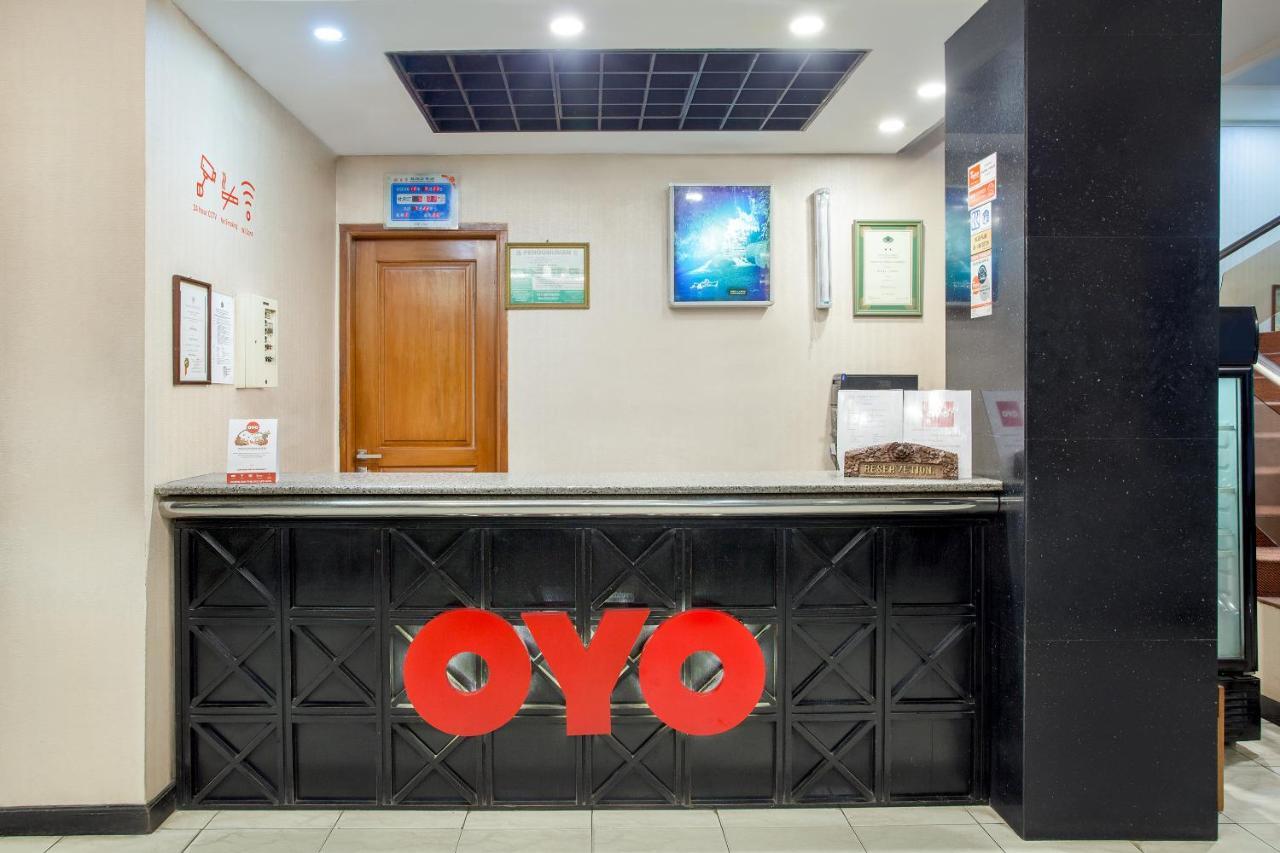 Oyo 108 Hotel Surya Jakarta Eksteriør bilde