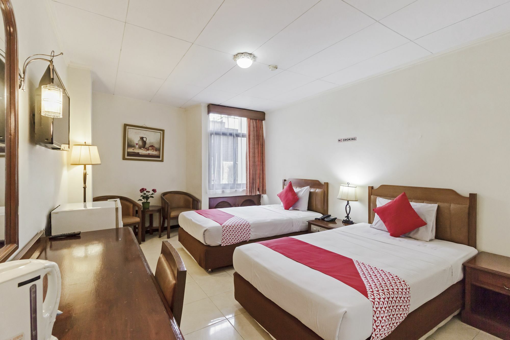 Oyo 108 Hotel Surya Jakarta Eksteriør bilde