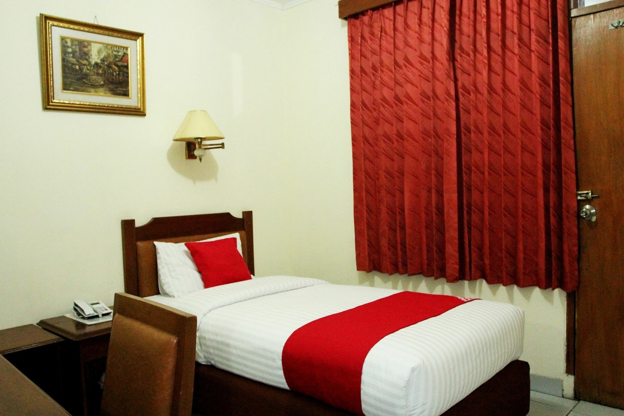 Oyo 108 Hotel Surya Jakarta Eksteriør bilde