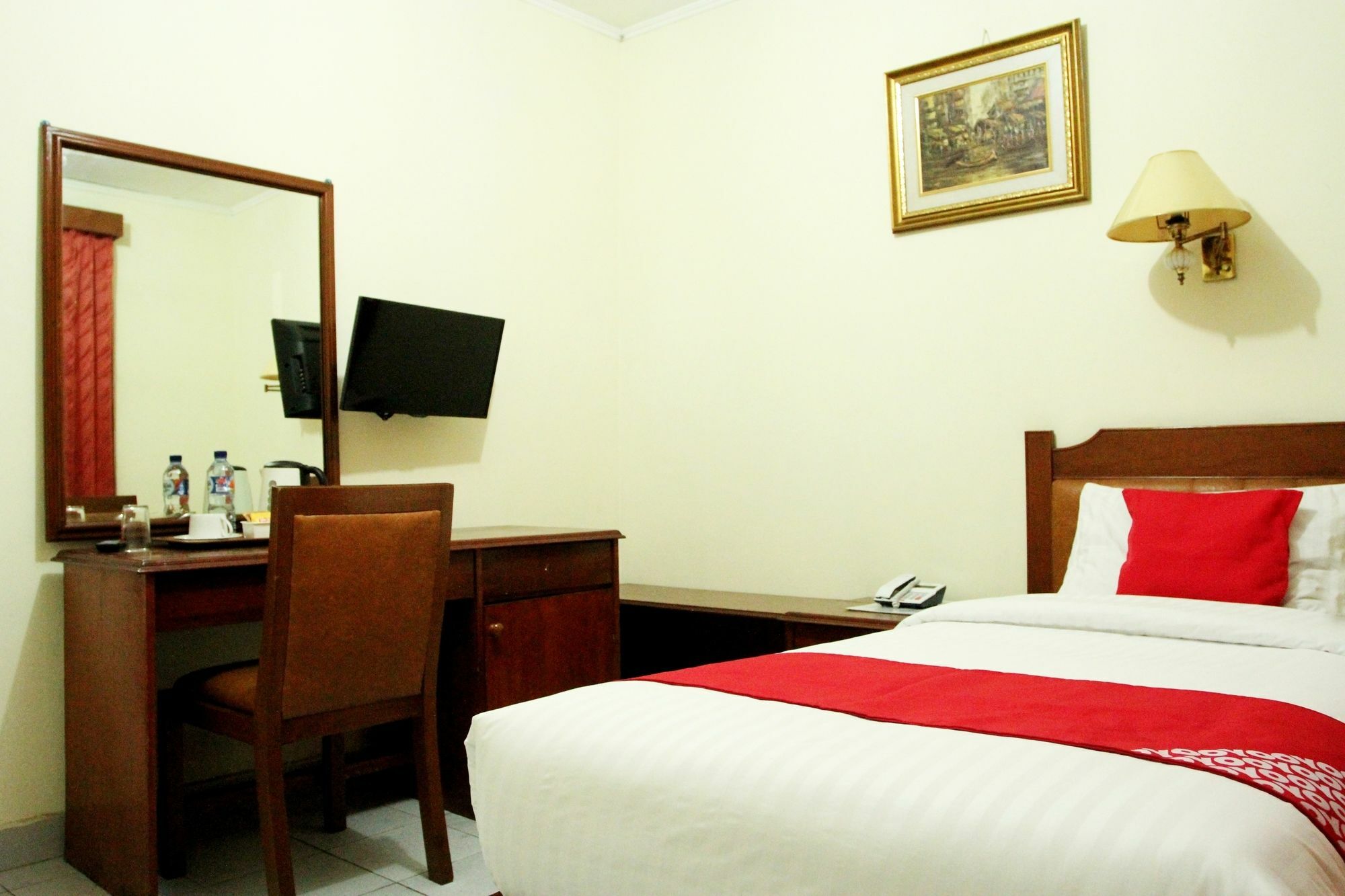 Oyo 108 Hotel Surya Jakarta Eksteriør bilde
